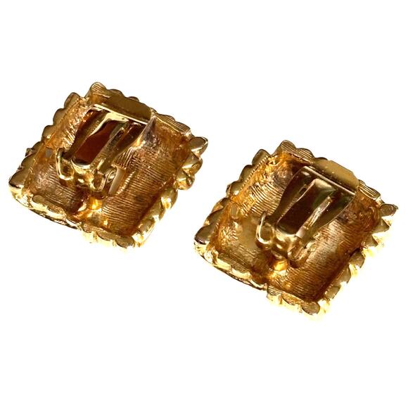 Vintage 1980’s clip on earrings bold dimensional gold squares chunky boss lady - Picture 5 of 6